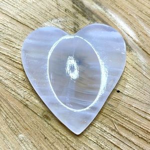 2/$30•Vintage Quartz Heart